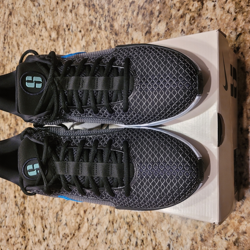 Brand New Nike Sabrina 1 Men Size 11